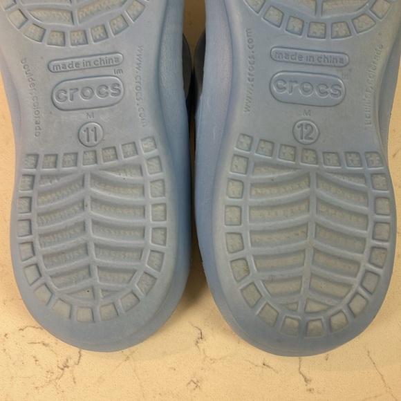 Crocs Athens II Thong Flip Flops UNC Men’s Size 12 University of North Carolina - Picture 12 of 16